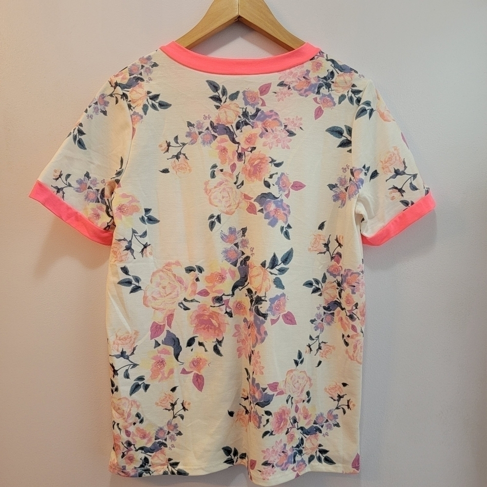 NWT Vanilla Bay Blue Lagoon Power to the Flower Tee Shirt Size S - Picture 2 of 4